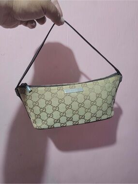 Vintage Gucci GG Canvas Pochette Shoulder Bag Beige Brown Mono Y2K Baguette Bag